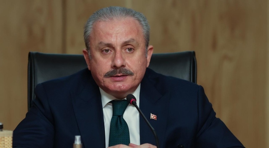 Mevcut bakanlar yemin etmediği sürece görevlerine devam edebilir