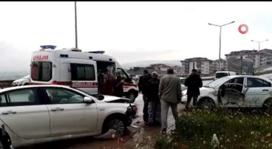 Bursa İnegöl'de kaza: Yaralılar var!