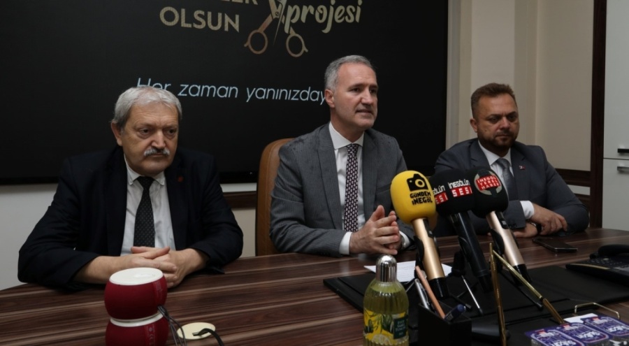 Bursa İnegöl'de gönüllü berber esnafının destekleriyle 'sıhhatler olsun' proje başladı