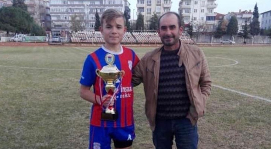 Edirne'de 17 yaşındaki oğul ve babası! Bir saat arayla kalp krizinden öldüler