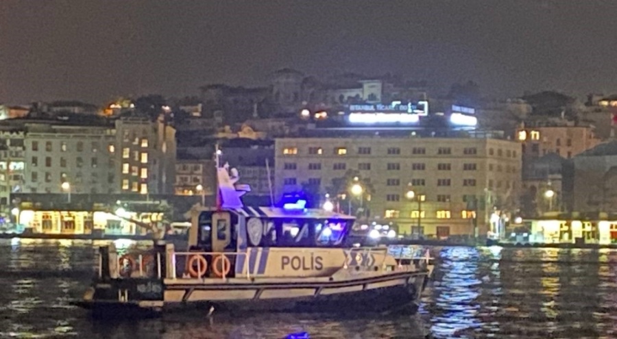 Galata Köprüsü'nden düşen vatandaş yaşamını yitirdi