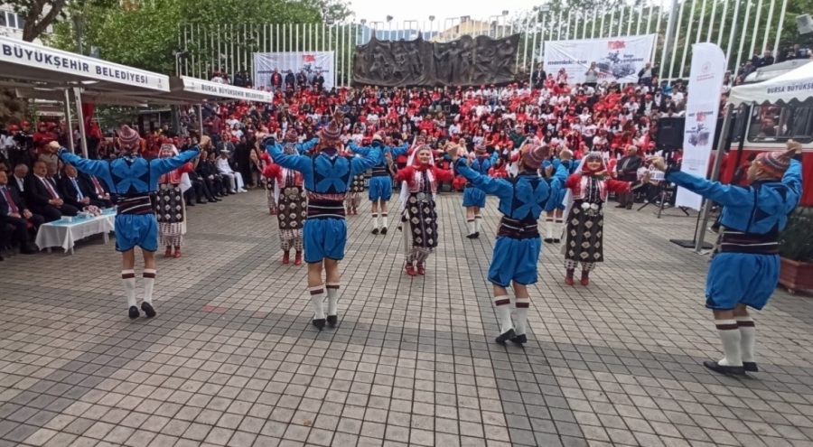 Bursa'da 19 Mayıs coşkusu yaşanıyor