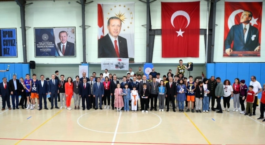 19 Mayıs Bursa Yenişehir'de de kutlandı