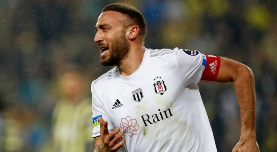 Cenk Tosun 3 yıl daha Beşiktaş'ta