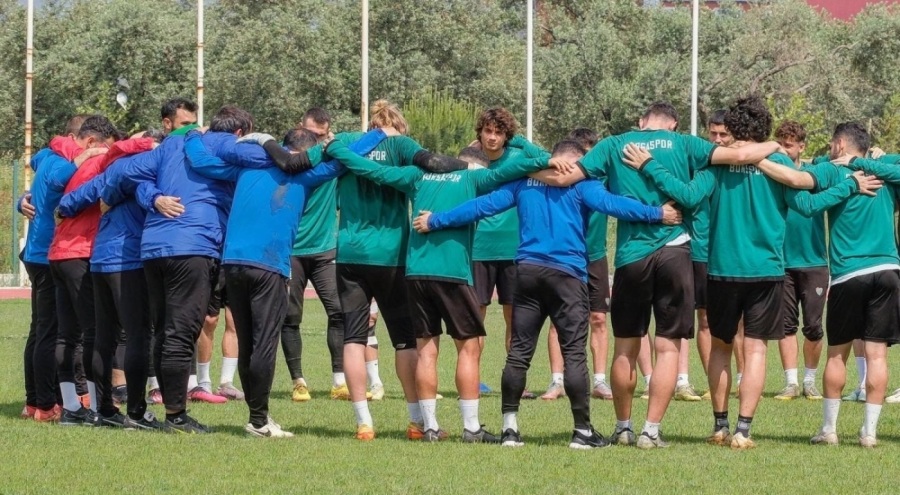 Bursaspor son antrenmanı Aydın'da gerçekleştirdi