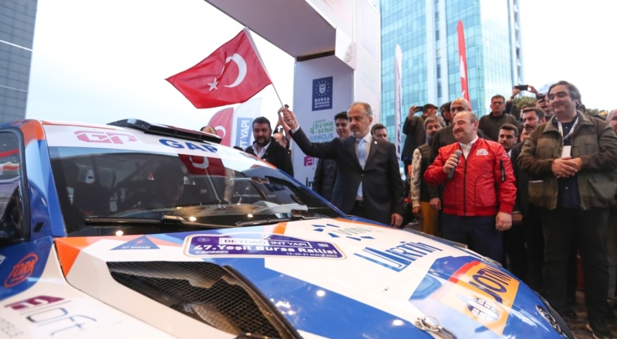 Bursa milletvekili Mustafa Varank, Yeşil Bursa Rallisi'ni başlattı