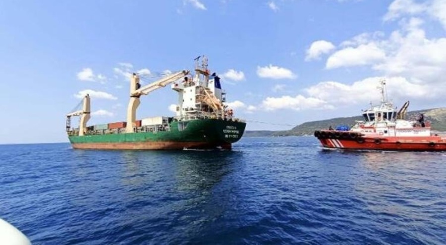 Çanakkale Boğazı'nda Rus kargo gemisi arızalandı