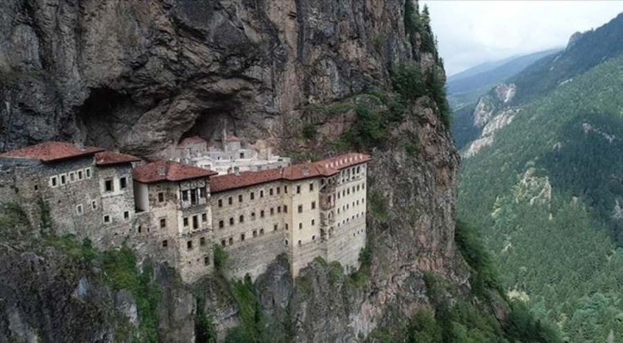 Sümela Manastırı rekor sayıda ziyaretçi ağırladı