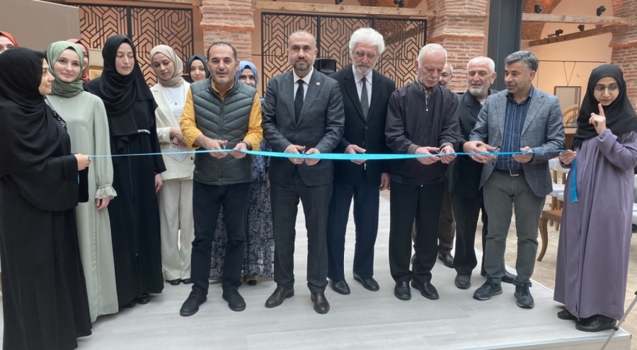 Bursa'da Tezhip Sergisi düzenlendi