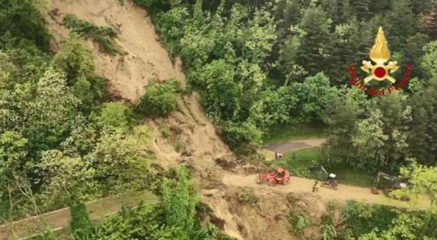 İtalya'da meydana gelen selde can kaybı 14'e çıktı