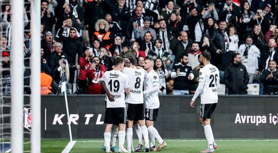 Beşiktaş Adana deplasmanında