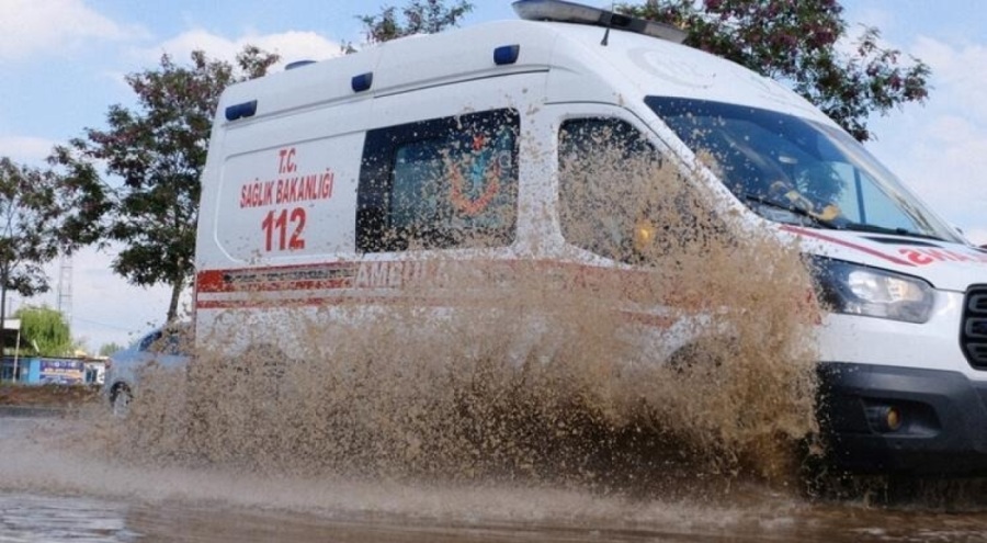 Bingöl'ü sağanak vurdu