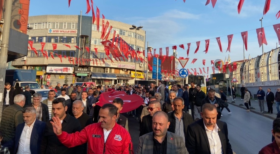 İstanbul'da Cumhur İttifakı'ndan 'zafer yürüyüşü'