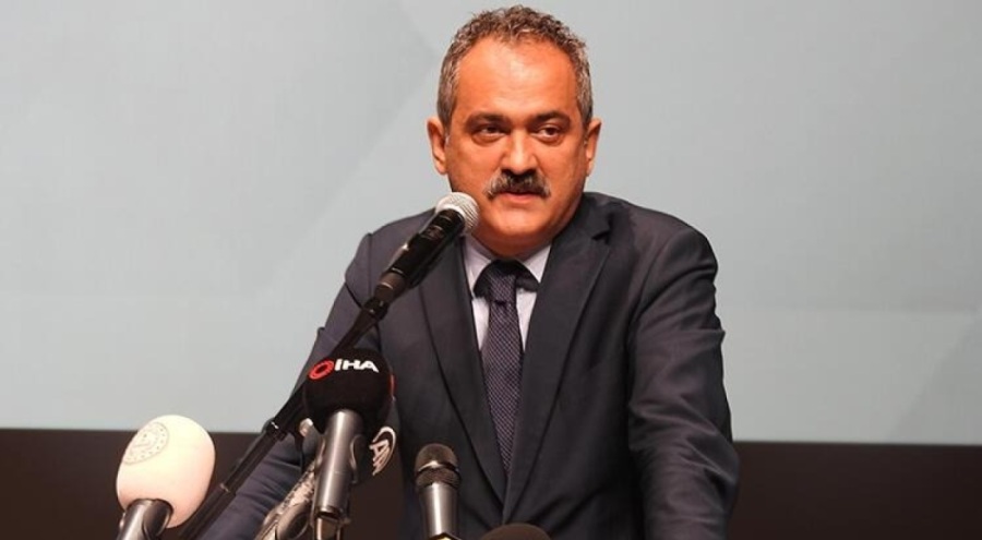 Bakan Özer: Deprem bölgesinde telafi eğitim programı hazırladık