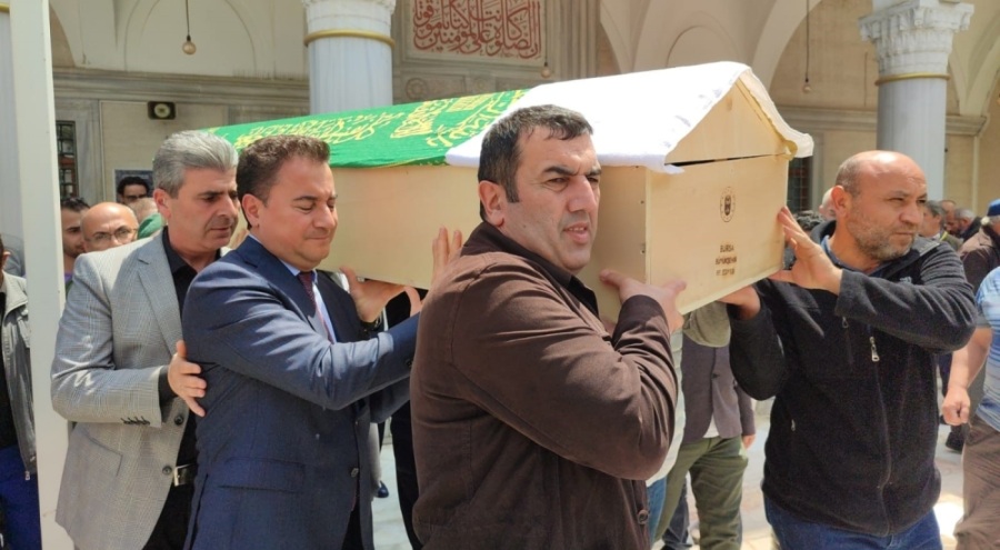 DEVA Partisi Genel Başkanı Babacan, danışmanının babasının cenazesi için Bursa'ya geldi
