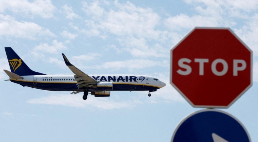 Belarus'ta Ryanair uçağında yakalanan muhalif afla serbest kaldı