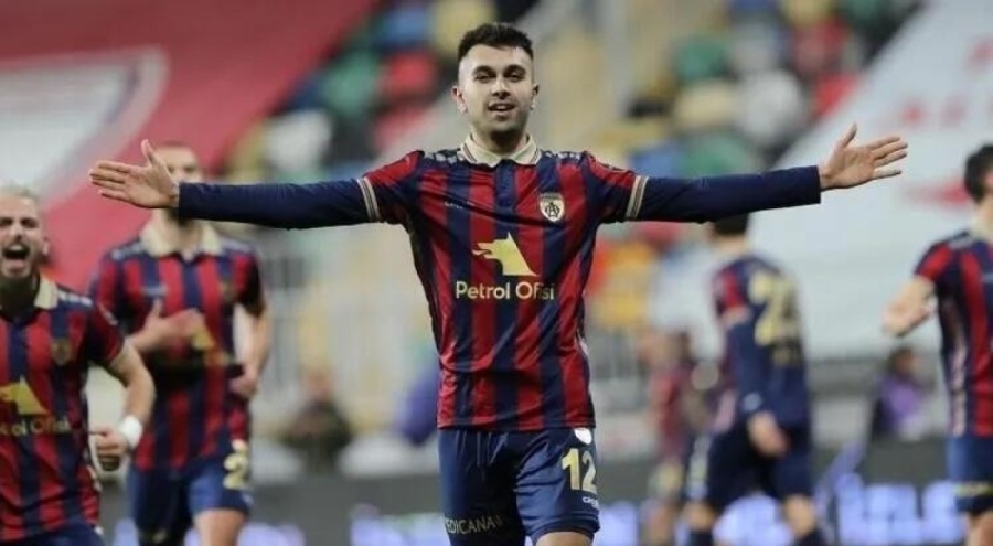 Emircan Gürlük, Zenit'le anlaşmaya vardı