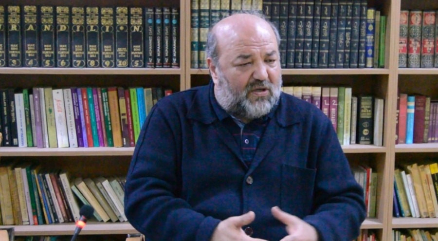 İlahiyatçı Eliaçık: Dini şiddet ve diktatörlük dönemi başlayabilir