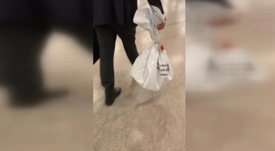 Pakistan'dan oy pusulaları diplomatik kuryelerle Türkiye'ye gönderildi