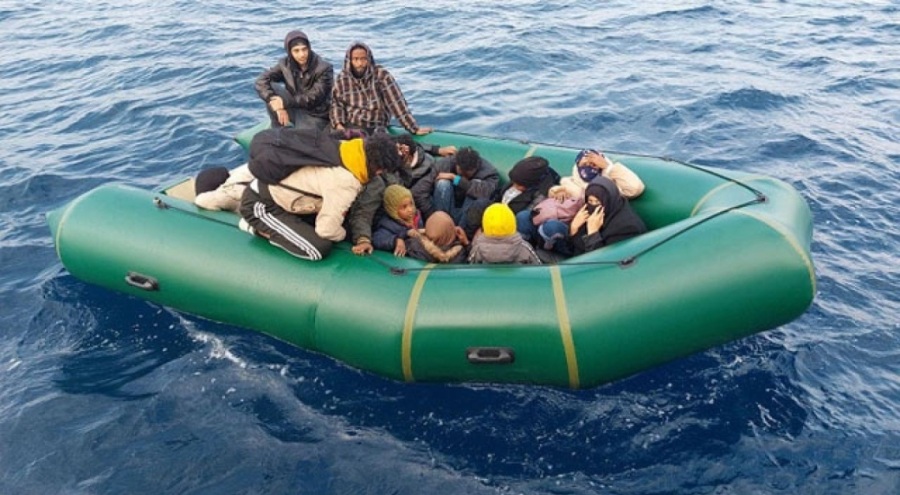 72 düzensiz göçmen kurtarıldı