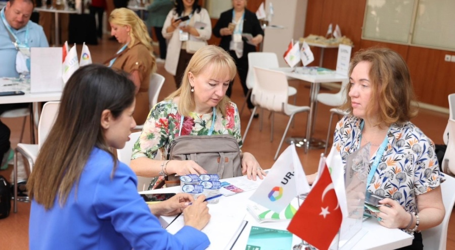 Ekolojik tekstil ürünleri yabancı alıcıların beğenisine sunuldu