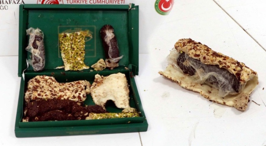 Havalimanında lokum kutusunda uyuşturucu bulundu