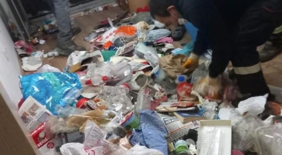Milyon liralık evden 50 ton çöp çıktı
