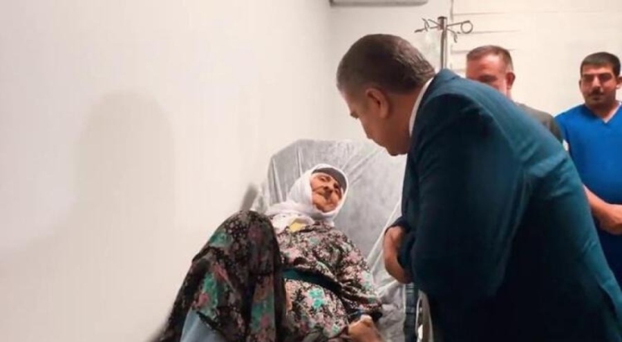 Fahrettin Koca: 2 hafta içinde Defne Hastanesi'nde cerrahi operasyonlara başlanacak