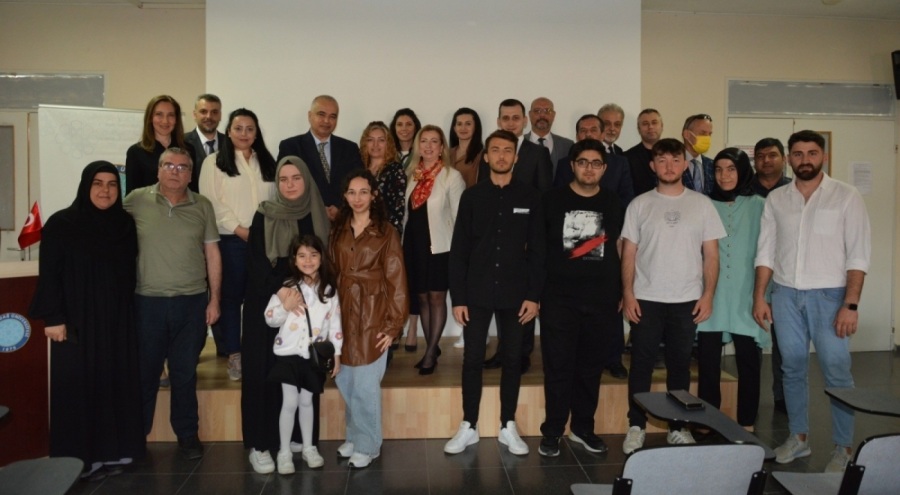 Bursa Uludağ Üniversitesi Karacabey Meslek Yüksekokulu 7. Öğrenci Kongresi düzenlendi