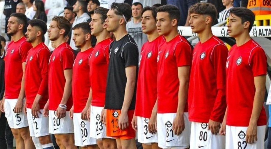 Altay'da sporcular ödeme bekliyor