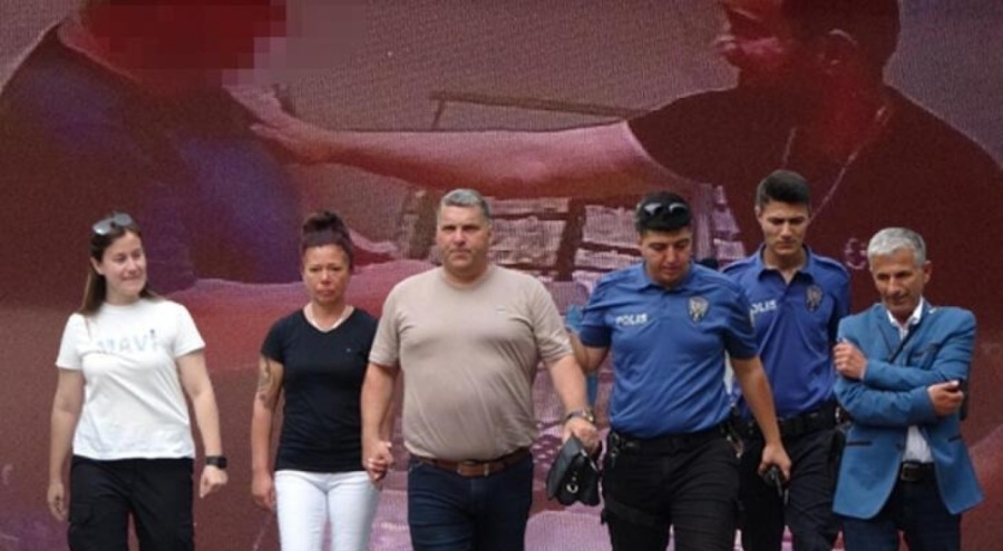 Alman turistler 5 gram altın parası ödeyip 50 gram altın aldı ortalık karıştı!