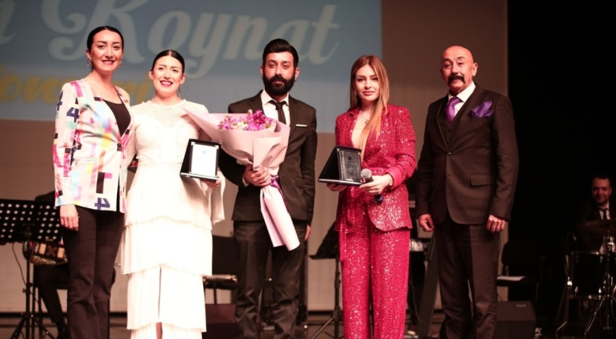Bursa'da unutulmayan şarkılar müzikseverlerle buluştu
