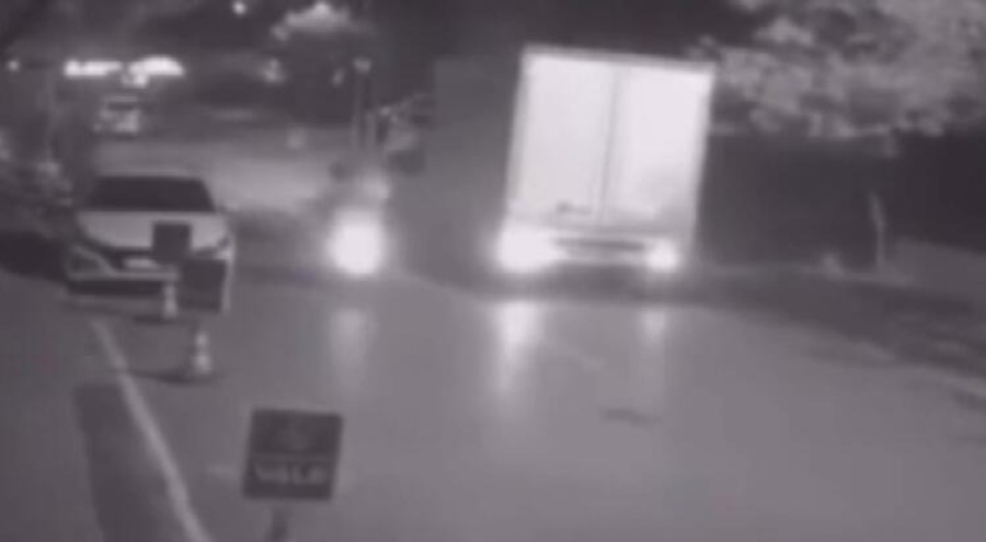 İstanbul'da tartıştığı kuryeye kamyonetiyle çarptı