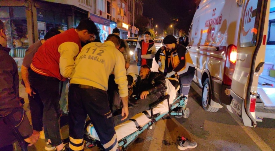 Bursa'da motosiklet sürücüsü cipe çarptı, ölümden döndü