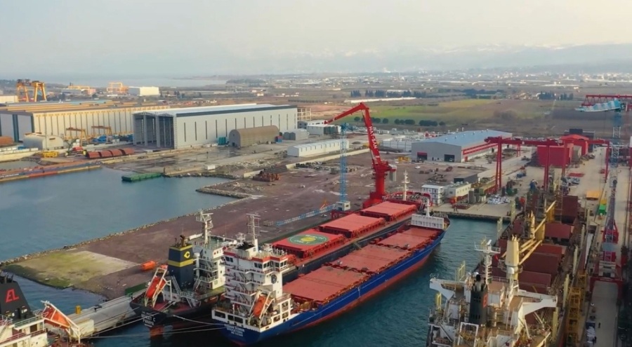 Yemekten zehirlenen 140 tersane işçisi hastaneye kaldırıldı