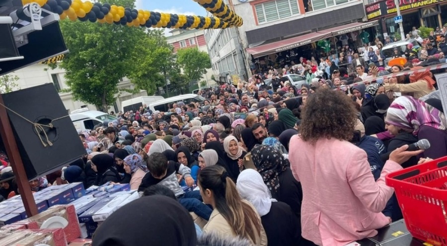 İstanbul'da indirim izdihamı