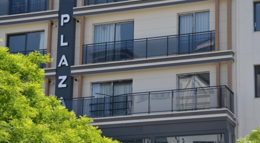 Rezidansın balkonundan düşen hemşire hayatını kaybetti