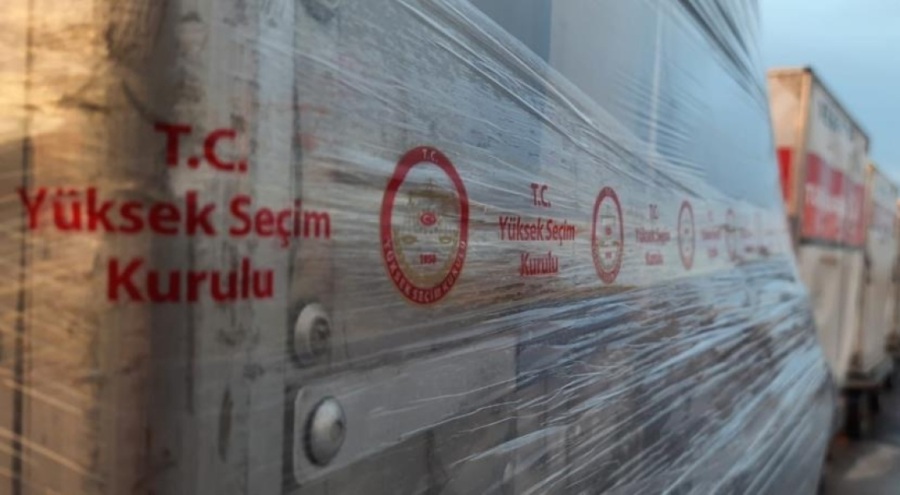 Yurt dışında kullanılan oylar Türkiye'ye getirildi