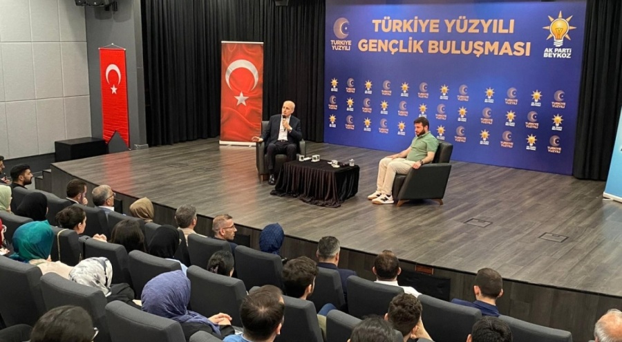 AK Partili Kurtulmuş: Siyasette gençlerin önünü açtık
