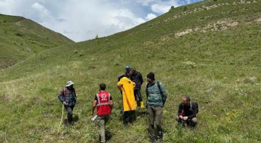 Tunceli'de mantar toplarken kaybolan 2 kişi, 13 saat sonra bulundu