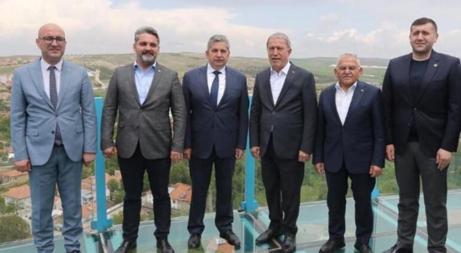 Bakan Hulusi Akar: Gabar'da şimdi terör konuşulmuyor, petrol konuşuluyor