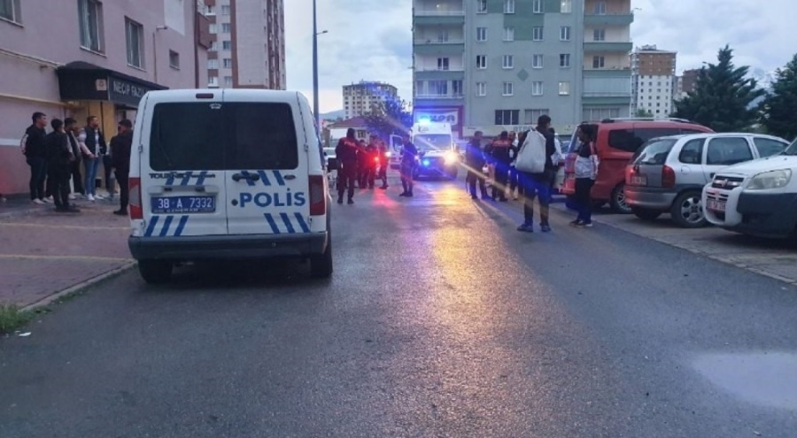 Komşuların otopark kavgası kanlı bitti