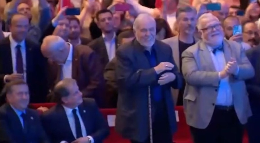 İlber Ortaylı ve Celal Şengör, Kılıçdaroğlu'nu ayakta alkışladı