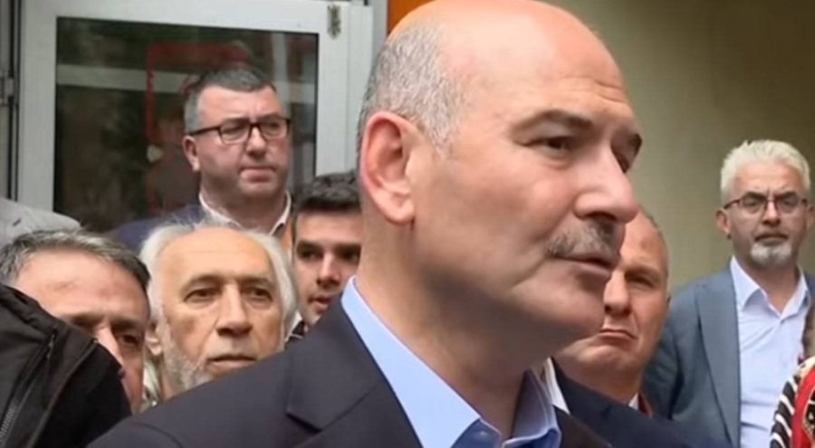 Bakan Soylu: Nüfus dairelerimiz bugün de açıktır
