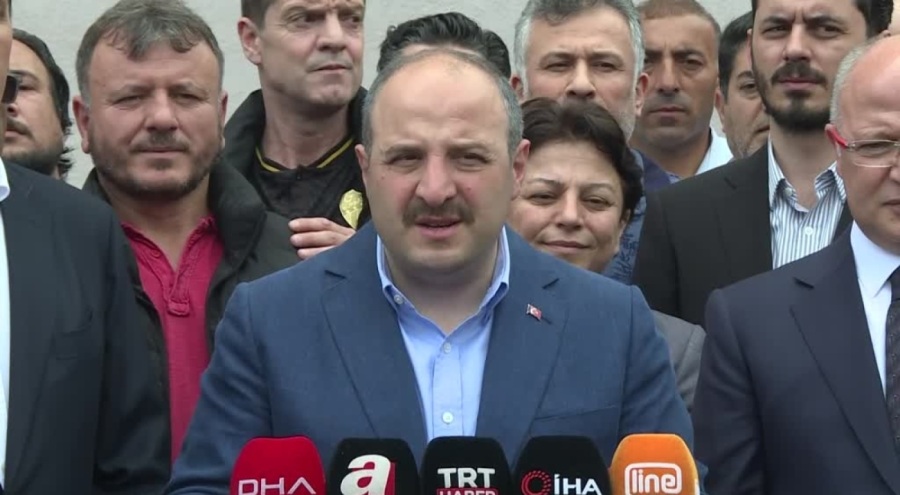 Sanayi ve Teknoloji Bakanı Bakan Varank, Bursa'da oyunu kullandı