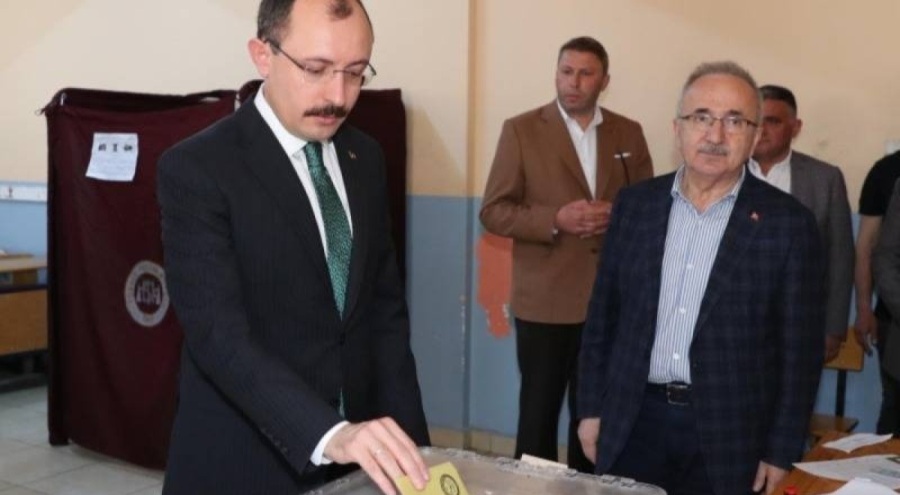 Bakan Mehmet Muş oyunu Samsun'da kullandı