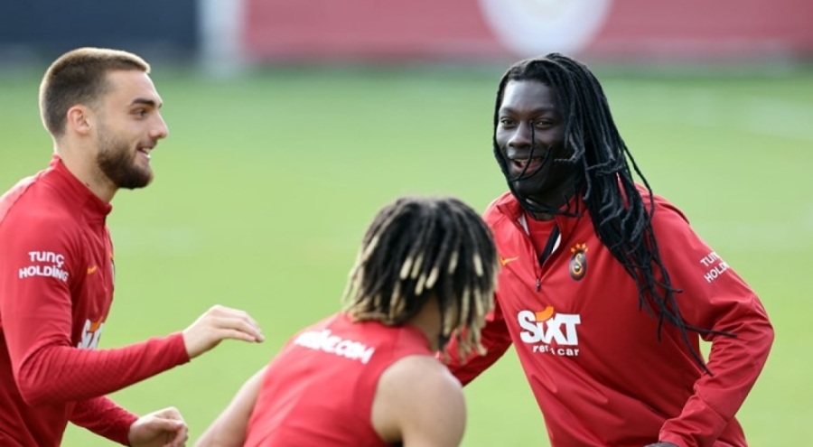 Galatasaray savunma ve hücum çalıştı