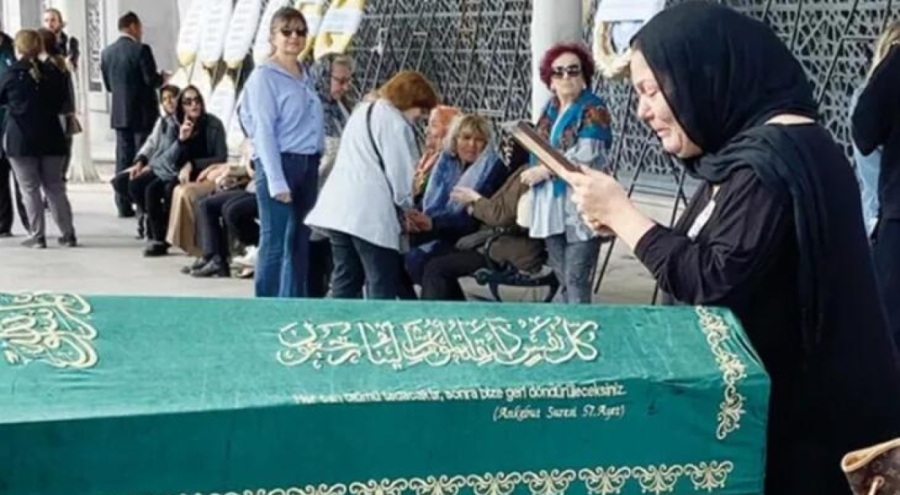 Şarkıcı İzel'in en zor görevi!