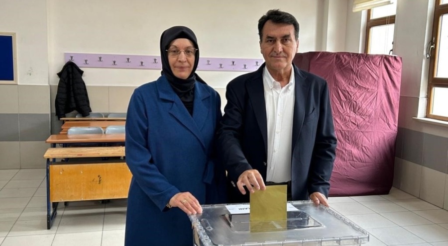 Bursa Osmangazi Belediye Başkanı oyunu kullandı