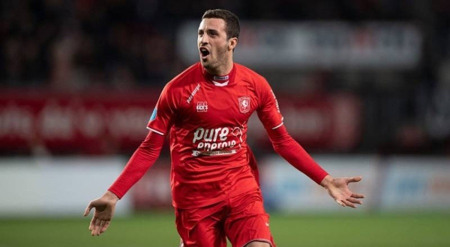 Volkan Demirel'den ilk transferini gerçekleştirdi